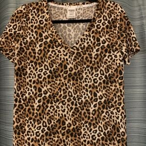 ▪️5 For $25!▪️  VS PINK Comfy T-Shirt